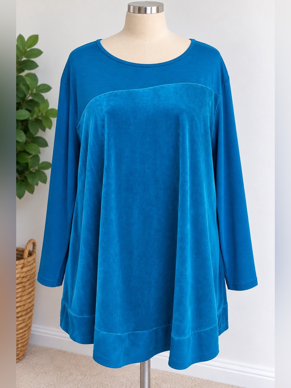 Antthony Teal Blue Velvet-Front Long Sleeve Tunic